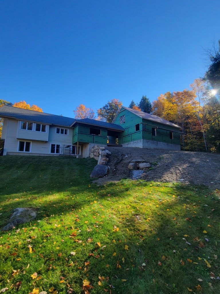 New home framing and exterior by Locksaw Construction in the Mt. Washington Valley